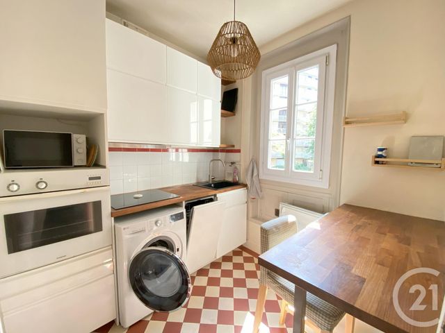 Appartement T2 à louer - 2 pièces - 38.21 m2 - PARIS - 75013 - ILE-DE-FRANCE - Century 21 Lutèce Immobilier