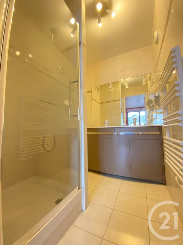 Appartement F3 à louer - 3 pièces - 83.74 m2 - PARIS - 75013 - ILE-DE-FRANCE - Century 21 Lutèce Immobilier