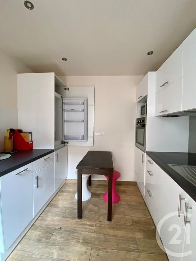 Appartement F1 à louer - 1 pièce - 23.73 m2 - PARIS - 75011 - ILE-DE-FRANCE - Century 21 Lutèce Immobilier