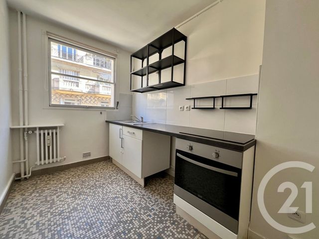 Appartement F3 à louer - 3 pièces - 78.4 m2 - PARIS - 75007 - ILE-DE-FRANCE - Century 21 Lutèce Immobilier