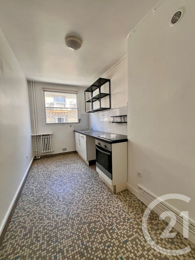 Appartement F3 à louer - 3 pièces - 78.4 m2 - PARIS - 75007 - ILE-DE-FRANCE - Century 21 Lutèce Immobilier