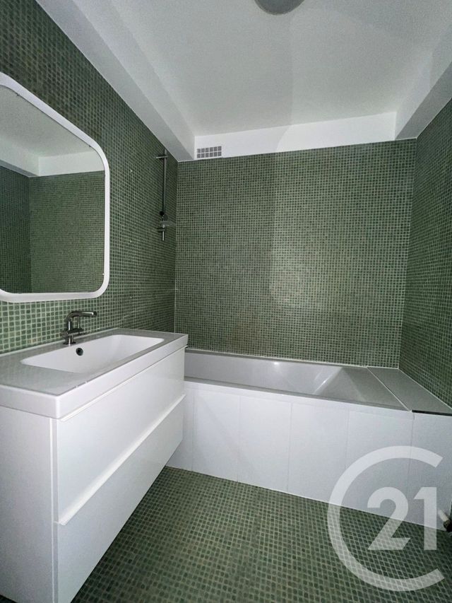 Appartement F3 à louer - 3 pièces - 78.4 m2 - PARIS - 75007 - ILE-DE-FRANCE - Century 21 Lutèce Immobilier