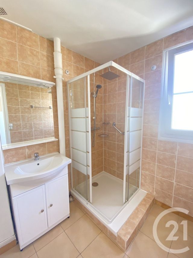 Appartement F3 à louer - 3 pièces - 70.15 m2 - PARIS - 75013 - ILE-DE-FRANCE - Century 21 Lutèce Immobilier