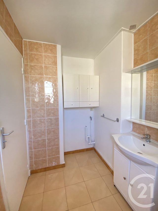 Appartement F3 à louer - 3 pièces - 70.15 m2 - PARIS - 75013 - ILE-DE-FRANCE - Century 21 Lutèce Immobilier