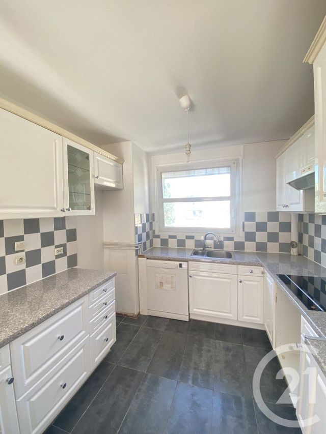 Appartement F3 à louer - 3 pièces - 70.15 m2 - PARIS - 75013 - ILE-DE-FRANCE - Century 21 Lutèce Immobilier