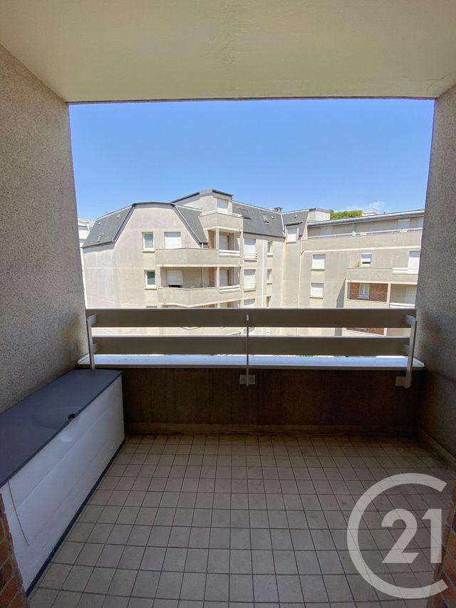 Appartement F4 à louer - 4 pièces - 91.0 m2 - LE KREMLIN BICETRE - 94 - ILE-DE-FRANCE - Century 21 Lutèce Immobilier