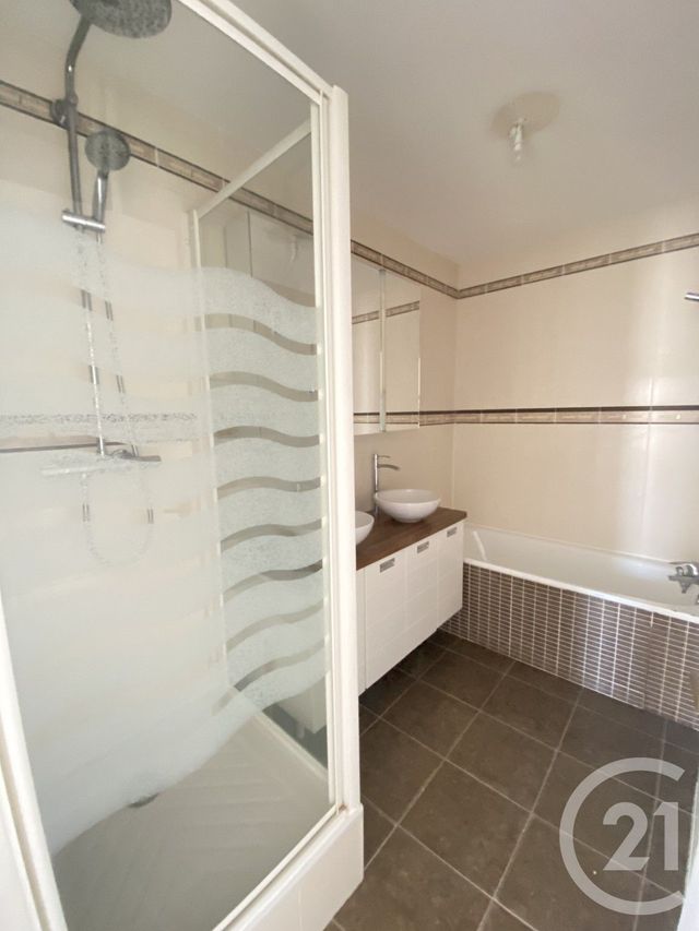 Appartement F4 à louer - 4 pièces - 80.56 m2 - PARIS - 75013 - ILE-DE-FRANCE - Century 21 Lutèce Immobilier