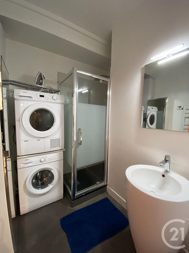 Appartement F2 à louer - 2 pièces - 64.52 m2 - PARIS - 75015 - ILE-DE-FRANCE - Century 21 Lutèce Immobilier