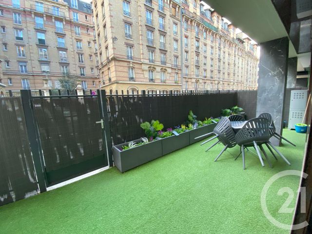 Appartement F2 à louer - 2 pièces - 64.52 m2 - PARIS - 75015 - ILE-DE-FRANCE - Century 21 Lutèce Immobilier