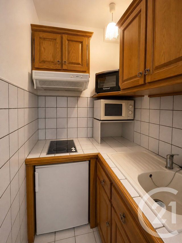 Appartement F1 à louer - 1 pièce - 30.26 m2 - PARIS - 75014 - ILE-DE-FRANCE - Century 21 Lutèce Immobilier