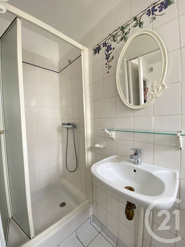 Appartement Studio à louer - 1 pièce - 21.52 m2 - PARIS - 75013 - ILE-DE-FRANCE - Century 21 Lutèce Immobilier