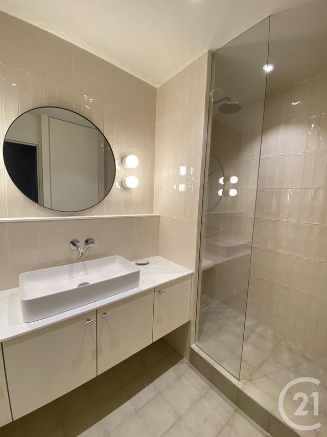 Appartement F2 à louer - 2 pièces - 46.76 m2 - PARIS - 75014 - ILE-DE-FRANCE - Century 21 Lutèce Immobilier
