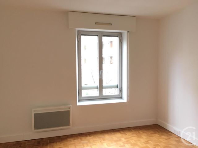 Appartement F2 à louer - 2 pièces - 52.71 m2 - PARIS - 75013 - ILE-DE-FRANCE - Century 21 Lutèce Immobilier