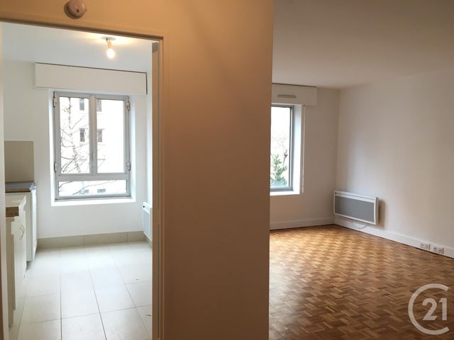 Appartement F2 à louer - 2 pièces - 52.71 m2 - PARIS - 75013 - ILE-DE-FRANCE - Century 21 Lutèce Immobilier
