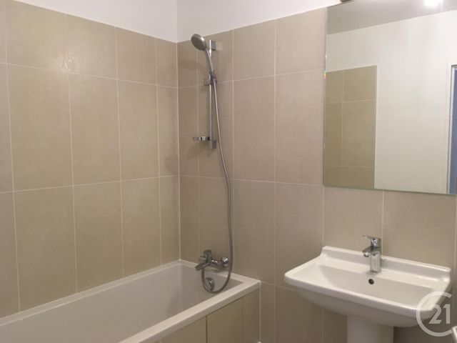 Appartement F2 à louer - 2 pièces - 52.71 m2 - PARIS - 75013 - ILE-DE-FRANCE - Century 21 Lutèce Immobilier